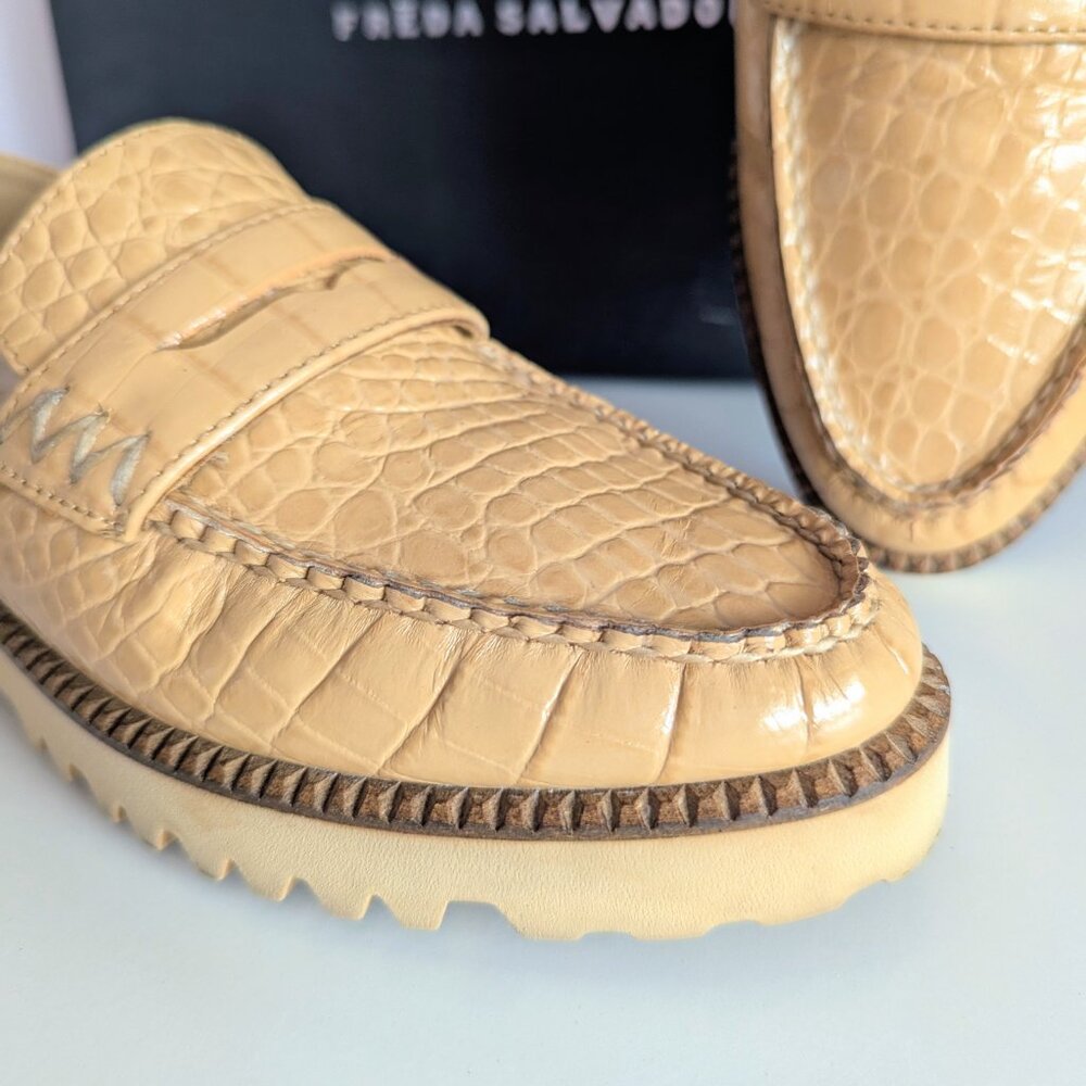 Freda Salvador Juana Slingback Lug Sole Loafers Quince Croc Size 7 New Box $425 - Picture 6 of 13